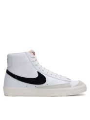 Nike Sneakersy BQ6806-100 Biały. Białe buty sportowe casual Nike, bez wzorów, z materiału, bez zapięcia. Za 479.99 zł.