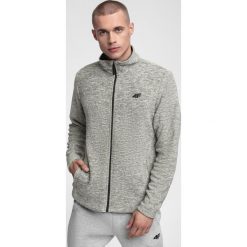 Polar męski PLM300 - średni szary melanż. Bluzy z polaru marki 4F. W wyprzedaży za 59.99 zł.
