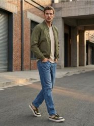 Kurtka bomberka - zielony. Zielone kurtki Sinsay, l, bez wzorów, bez kaptura. Za 79.99 zł.