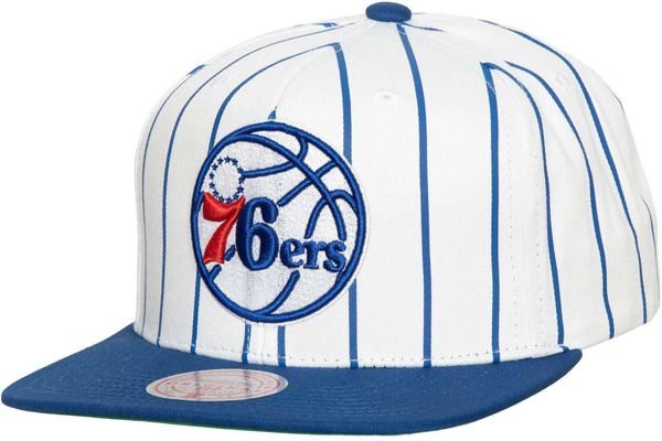 Mitchell & Ness NBA Retro Brooklyn Nets czapka snapback. Niebieskie czapki z daszkiem Mitchell & Ness, bez wzorów, z bawełny. Za 170.99 zł.