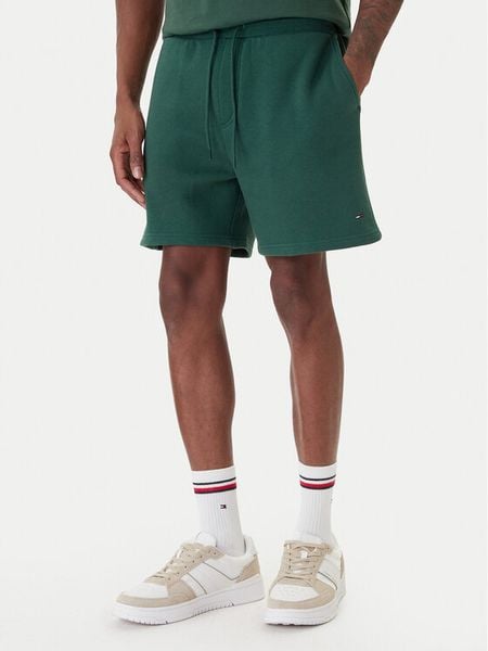 Tommy Jeans Szorty materiałowe DM0DM21931 Zielony Regular Fit. Zielone szorty Tommy Jeans, l, bez wzorów, z bawełny. Za 189.99 zł.