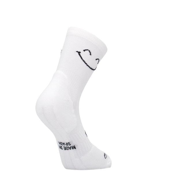 HAPPY MODE WHITE - SKARPETKI DO BIEGANIA ULTRALEKKIE. Czarne skarpety SPORCKS, bez wzorów, z materiału. Za 156.00 zł.