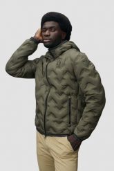 BLAUER Zielona kurtka męska Pier Short Jackets. Zielone kurtki Blauer USA, l, bez wzorów, z poliamidu, bez kaptura. W wyprzedaży za 809.99 zł.