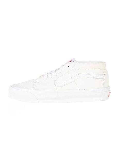 Vans Sneakersy w kolorze biało-kremowym rozmiar: 42. Białe buty sportowe casual Vans, bez wzorów, z materiału, bez zapięcia. Za 152.98 zł.