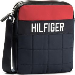 Saszetka TOMMY HILFIGER - Go Reporter AM0AM03162 901. Saszetki i nerki marki Tommy Hilfiger. W wyprzedaży za 229.00 zł.